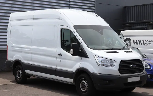 Ford Transit Custom 300limitd Eblue