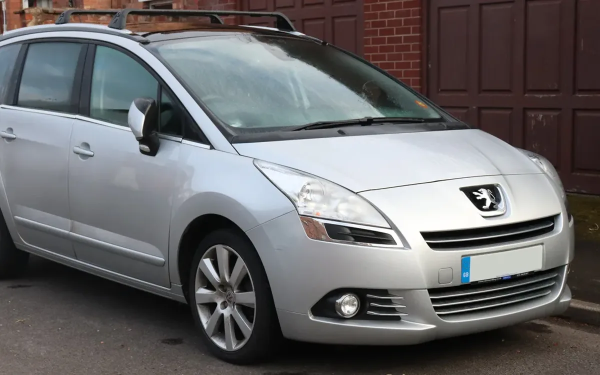Peugeot 5008 2009-2016