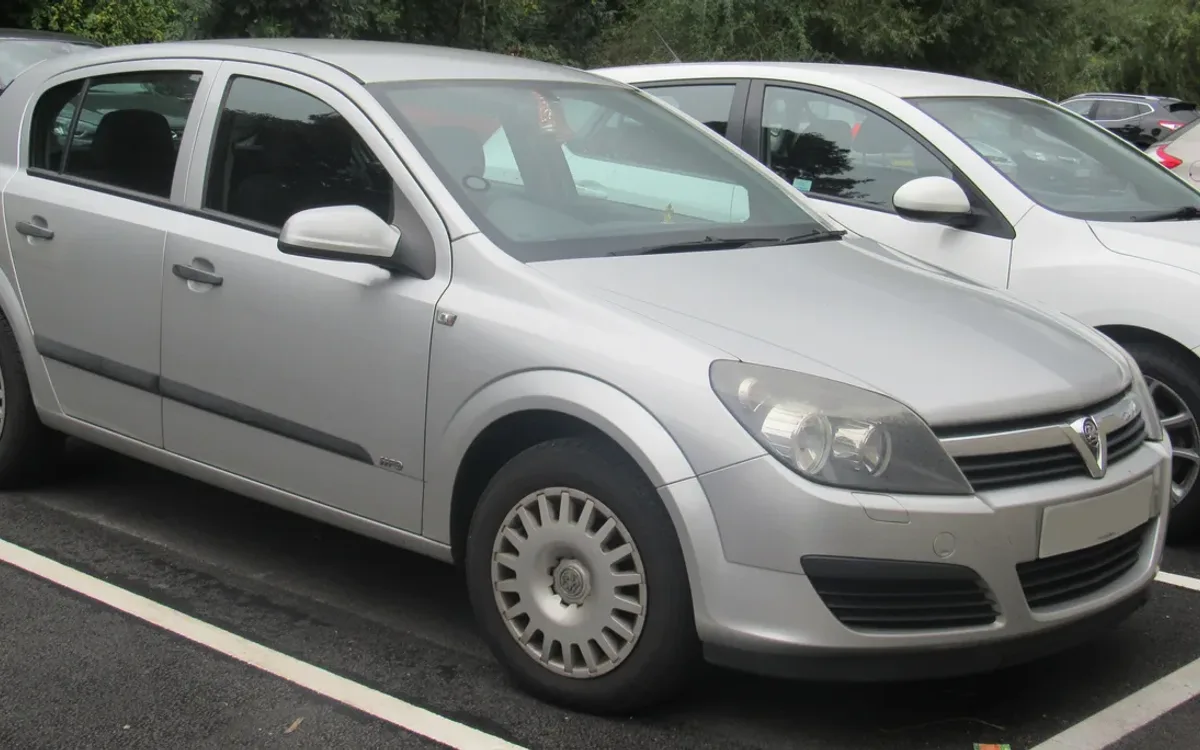Vauxhall Astra 2004-2009