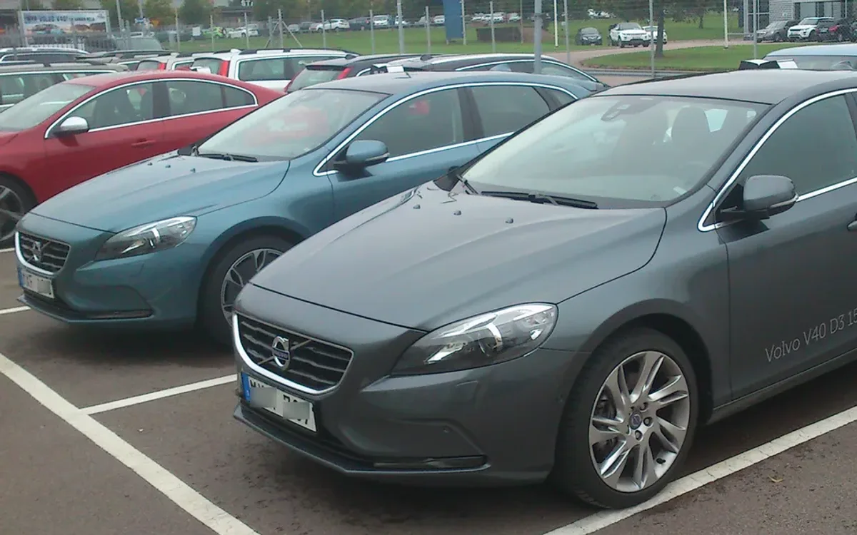 Volvo V40 2012-2019