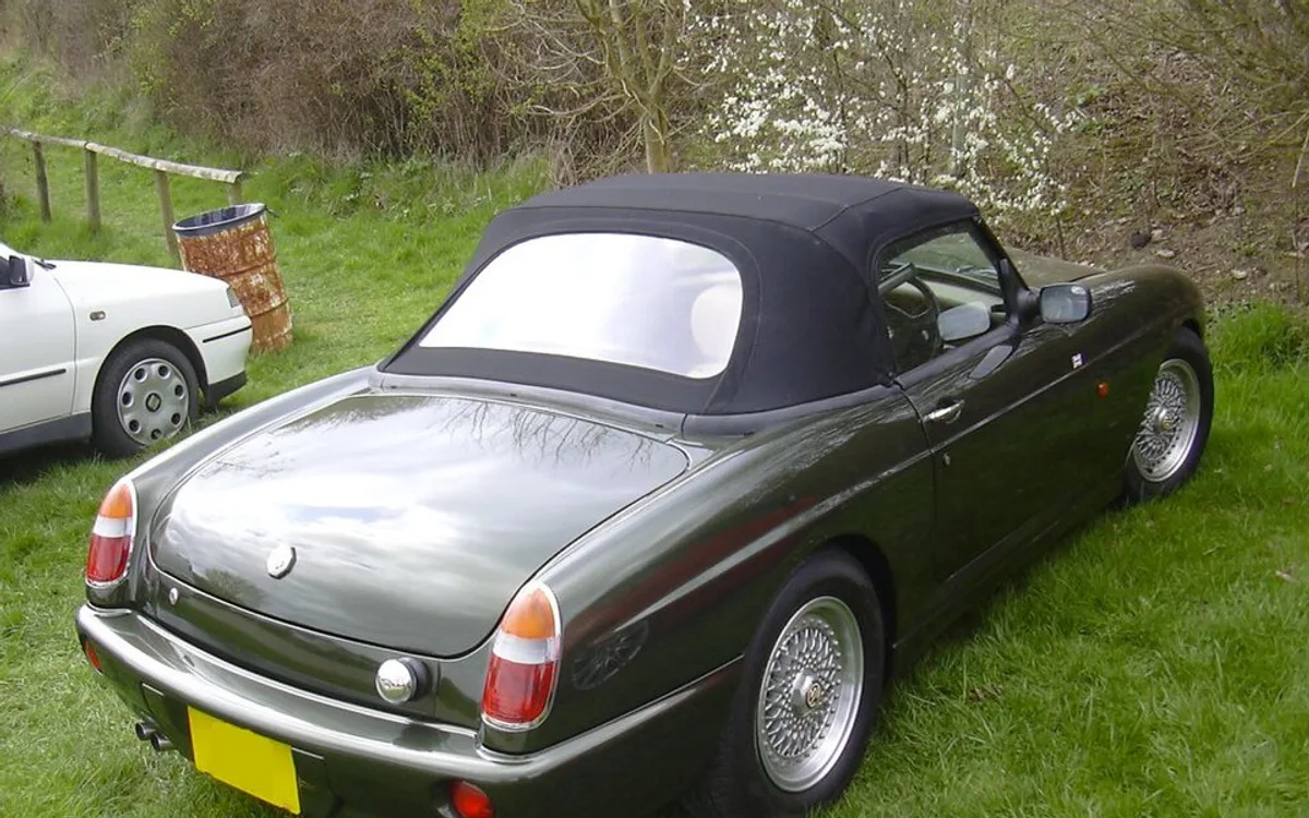 MG Rv8